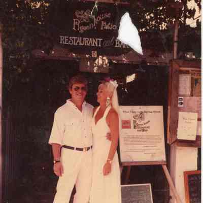 People in front of Pigeon House Patio Restaurant and Bar