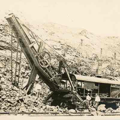 U.S. 217 Steam Shovel