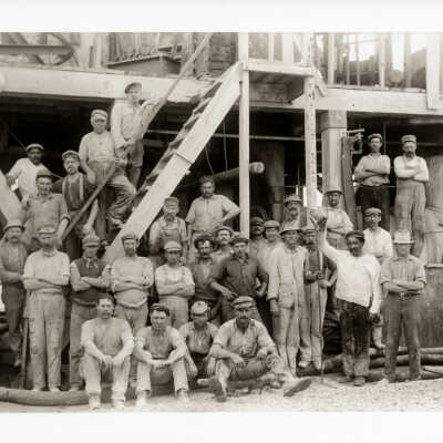 Overseas Railway Construction Workers