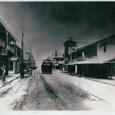 Trolley car on Duval Street