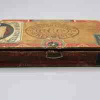 Hernan Cortez Cigar Box with Contents
