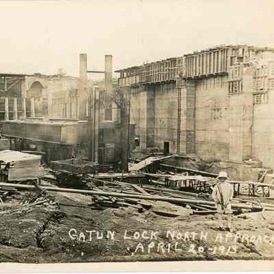 Gatun Lock North Approach