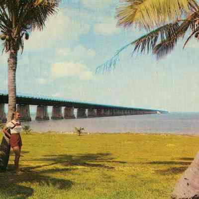 Seven Mile Bridge from Pigeon Key