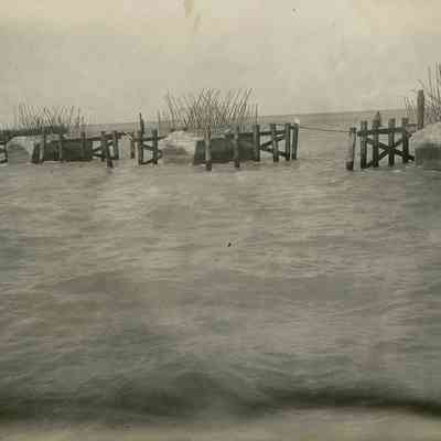 Building the Oversea Railway