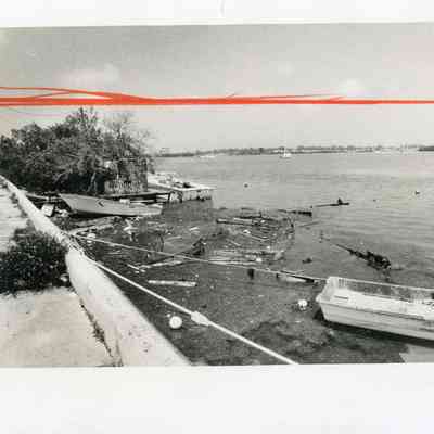 House Boat Row To Be