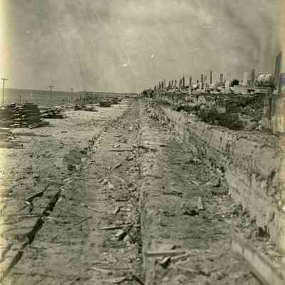 Building the Oversea Railway