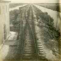 Building the Oversea Railway