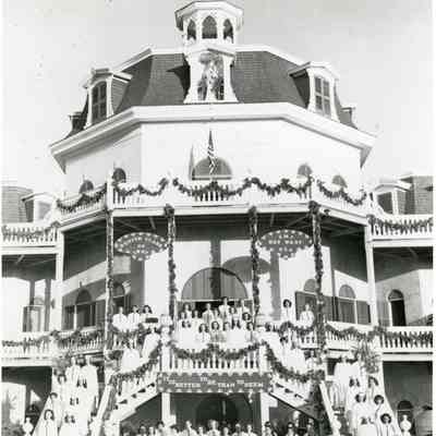 Convent of Mary Immaculate Class of 1947