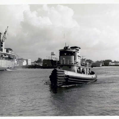 U.S. Navy Tugboat at Naval Station Key West