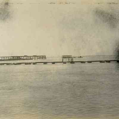 Building the Oversea Railway