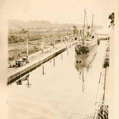 S.S. Allianca Traveling the Panama Canal