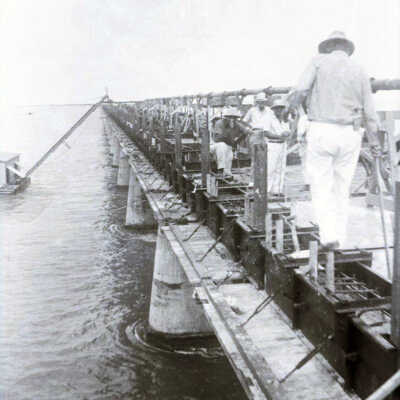 Old Seven Mile Bridge Construction