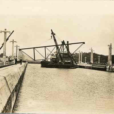 Crane on the Panama Canal