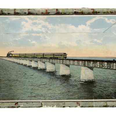 Souvenir Folder Illustrating in Colors Scenes Along the Oversea Railroad, Key West Extension, Florida: © Key West Art & Historical Society