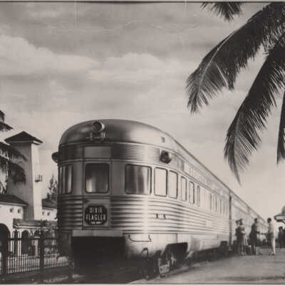 The Dixie Flagler train and passengers
