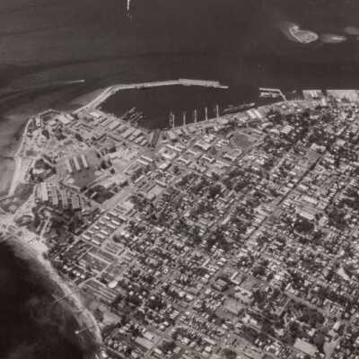 Aerial view (from the south) of western Key West: Copyright: © Key West Art & Historical Society; Origformat: Print-Photographic