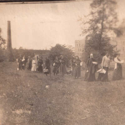Unknown nun and girls