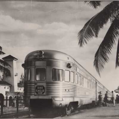 The Dixie Flagler train and passengers