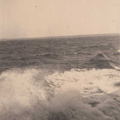Waves: Copyright: © Key West Art & Historical Society; Origformat: Print-Photographic