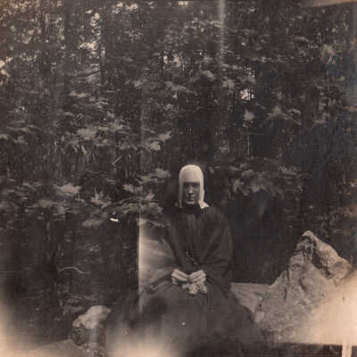 Unknown nun