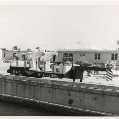 An unknown machine on the pier