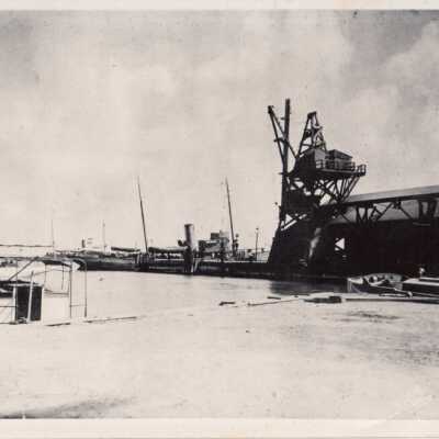 A Pile Driver Repairing Pier A at the Key West Naval Station: Copyright: © Key West Art & Historical Society; Origformat: Print-Photographic