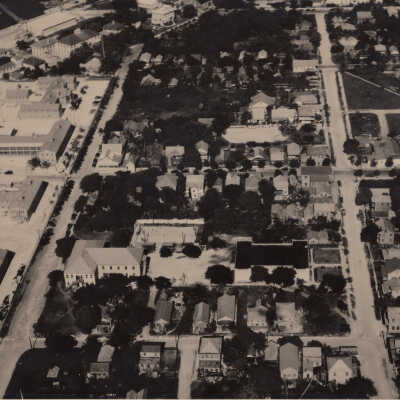 Aerial view, perhaps Thomas and Emma Streets