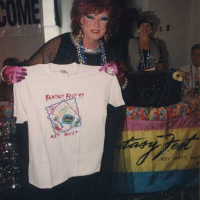 Unknown person dressed up holding up a FF t shirt at the award ceremony.