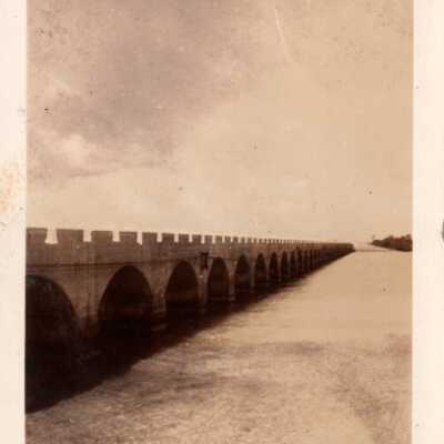 Old Seven Mile Bridge construction: Copyright: © Key West Art & Historical Society; Origformat: Print-Photographic