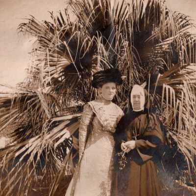 Unknown woman and nun: Copyright: © Key West Art & Historical Society; Origformat: Print-Photographic
