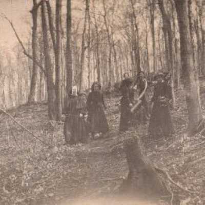 Unknown nun and women: Copyright: © Key West Art & Historical Society; Origformat: Print-Photographic