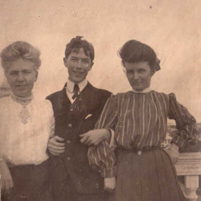 Unknown women and man