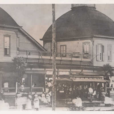 Trolley car at La Brisa pavilion