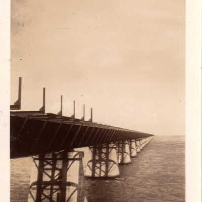 Old Seven Mile Bridge construction