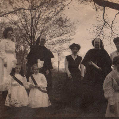Unknown nuns, girls, and children