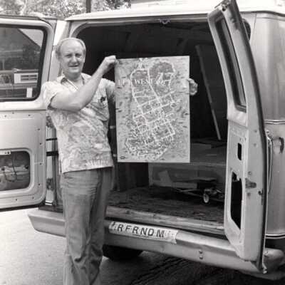Unknown man with a Key West map: Copyright: © Key West Art & Historical Society; Origformat: Print-Photographic