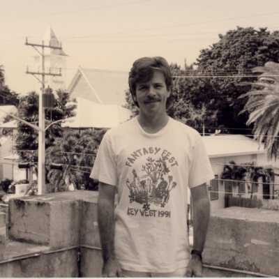 Unknown man wearing a Fantast Fest shirt from 1991.