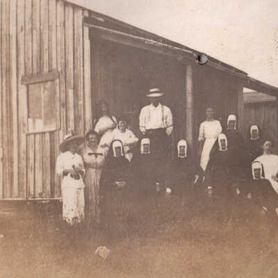 Group of nuns and others