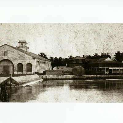 Building 1 and the Key West Custom House
