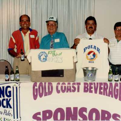 Unknown people standing behind a podium.