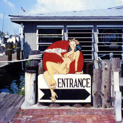 Half Shell Raw Bar Sign