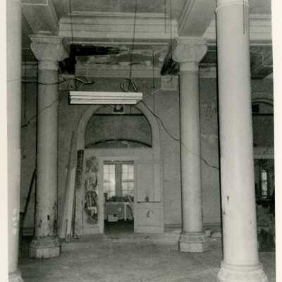 The gallery on the first floor.