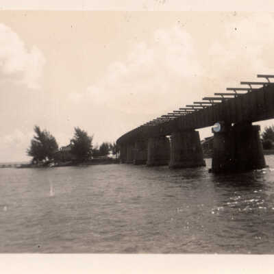 Old Seven Mile Bridge construction
