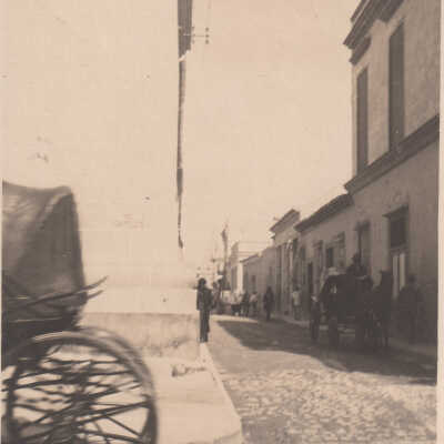 Cuban street scene: Copyright: © Key West Art & Historical Society; Origformat: Print-Photographic