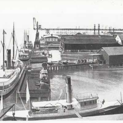 Steamers at dock, Key West