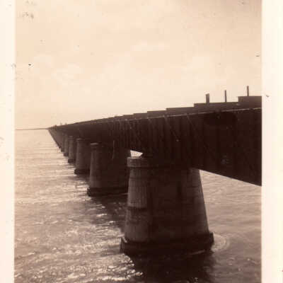 Old Seven Mile Bridge construction