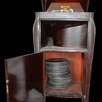 Sonora Phonograph
