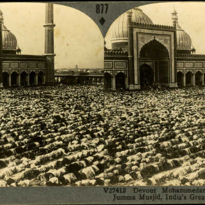 Devout Mohammedans at Prayer Time, Jumma Musjid, India's Greatest Mosque, Delhi