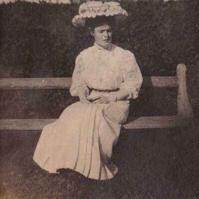 Unknown woman