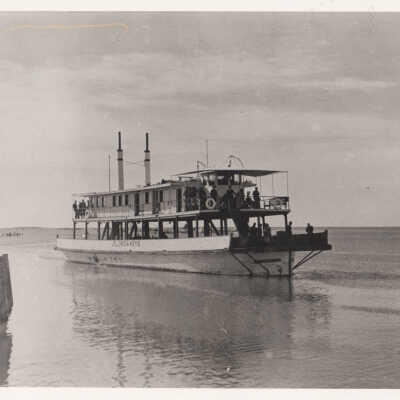 Automobile Ferry for first Oversea Highway